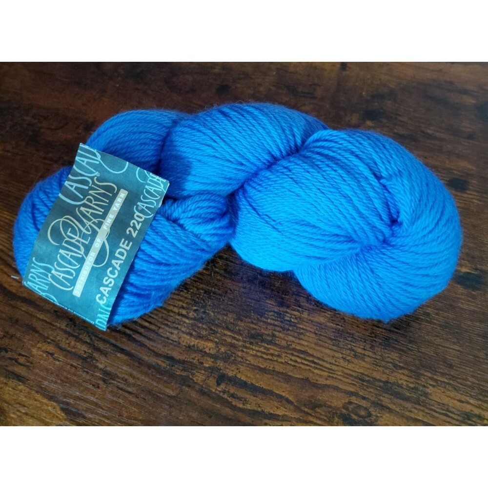Cascade 220 Peruvian Highland Wool Yarn 3.5 oz Color Purple 8901 NWT